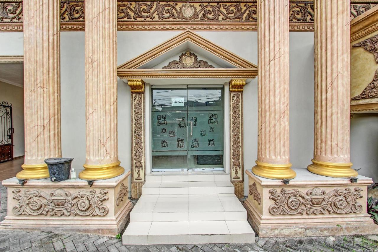 Oyo 91785 Hotel Srikandi Kalasan Tanjungtirto 外观 照片