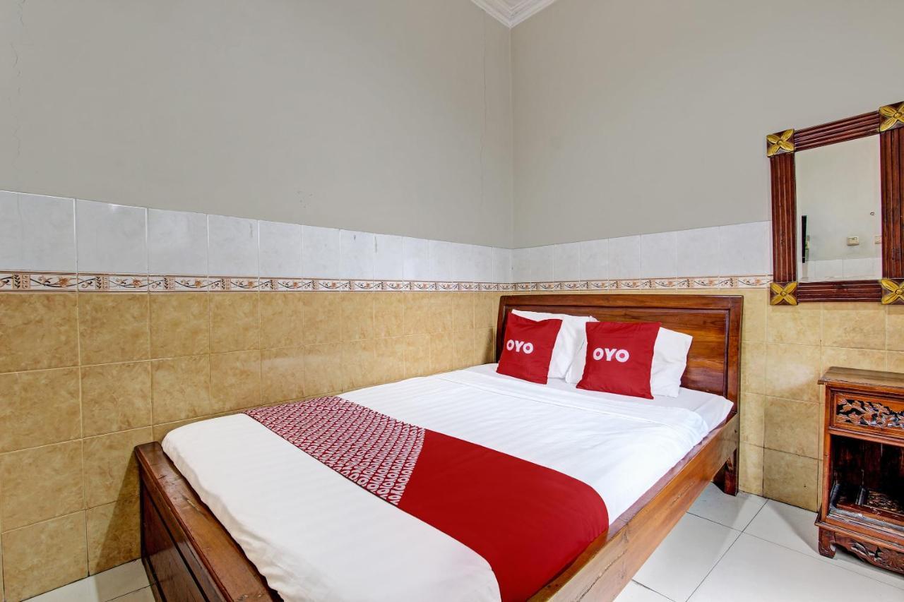 Oyo 91785 Hotel Srikandi Kalasan Tanjungtirto 外观 照片