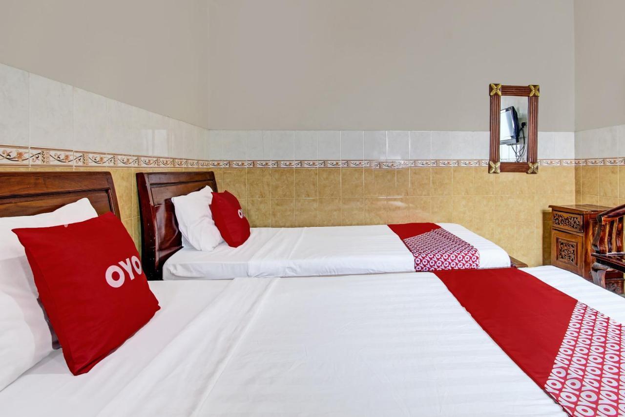 Oyo 91785 Hotel Srikandi Kalasan Tanjungtirto 外观 照片