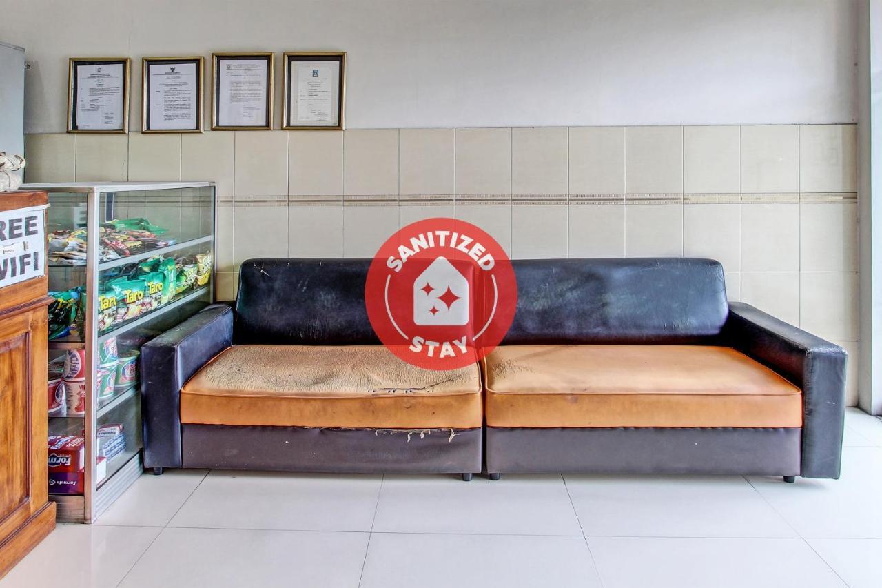 Oyo 91785 Hotel Srikandi Kalasan Tanjungtirto 外观 照片